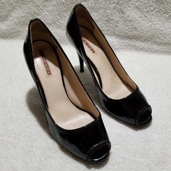 Prada black patent leather open toe shoes - Picture 1 of 8
